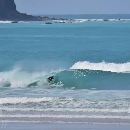 Aire Del Mar Апартаменты *